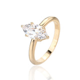 טבעת בציפוי זהב עם אבן מרקיזה מבריקה